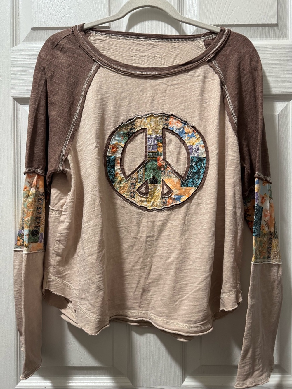 SHEIN Cream Top with Brown Raglan Sleeves & Patchwork Peace Sign